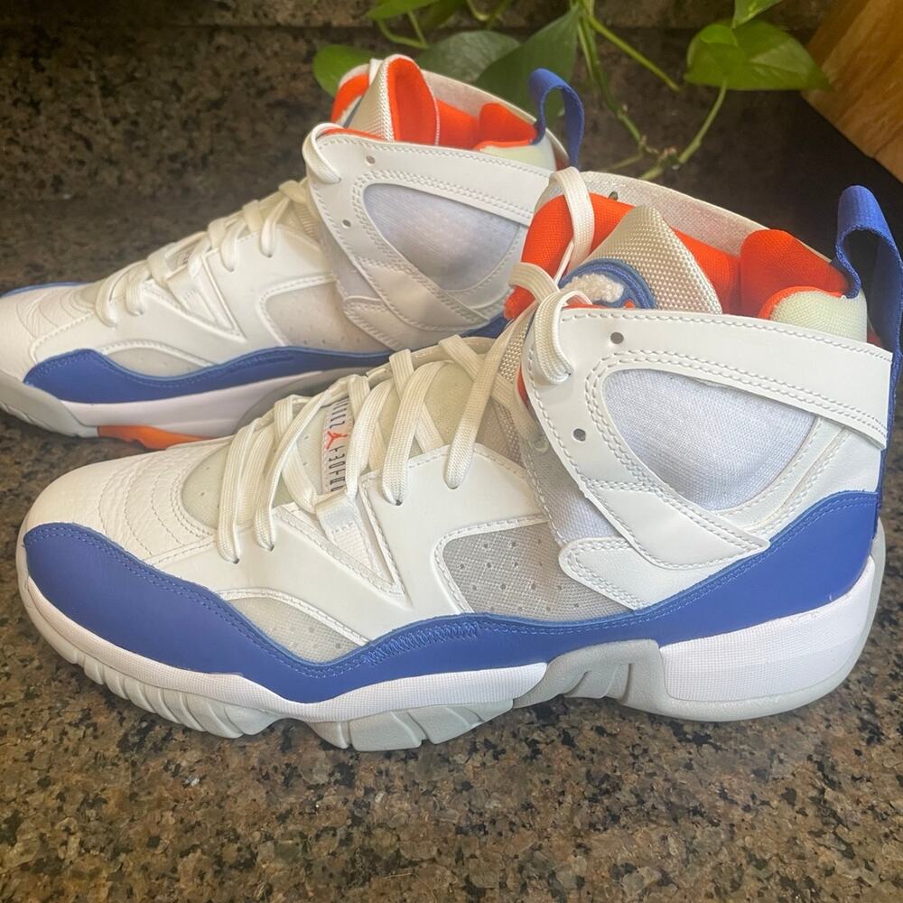 Men’s Size 11 Nike Air Jordan Jumpman Two Trey "Wheaties / Knicks"